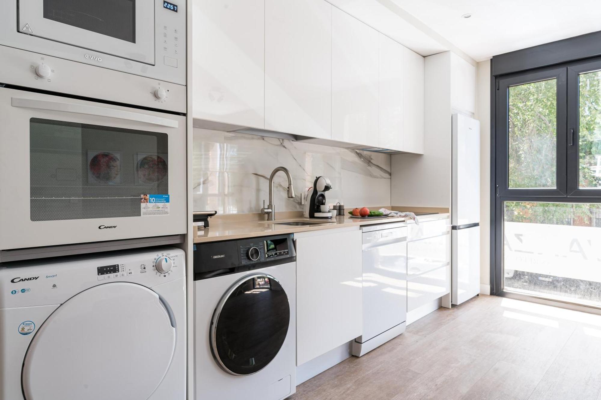 Apartamento Acogedor Refugio Con Terraza Alcalá de Henares Exterior foto